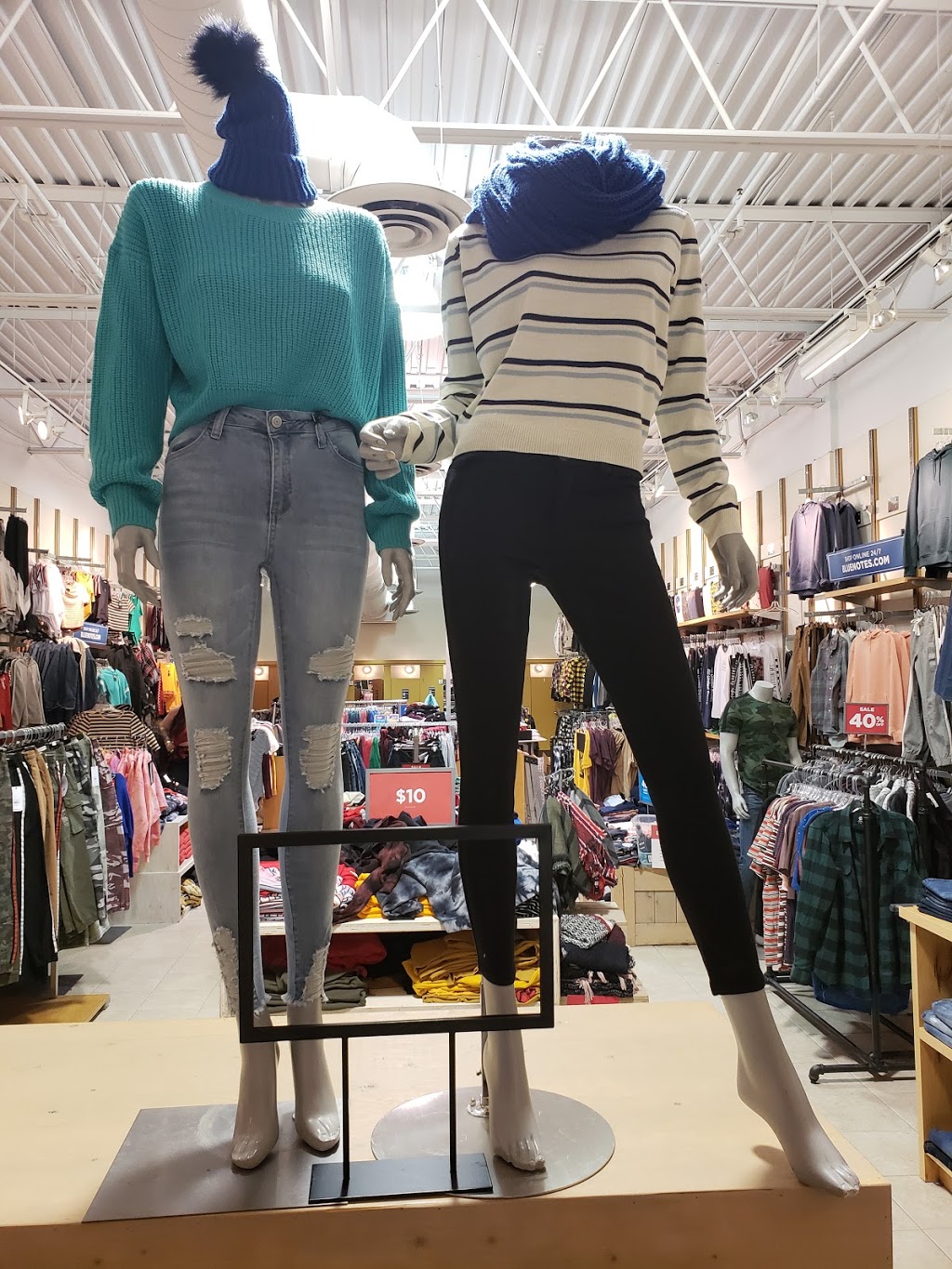 Bluenotes | 509 Bayfield St Unit #A011, Barrie, ON L4M 4Z8, Canada | Phone: (705) 728-4645