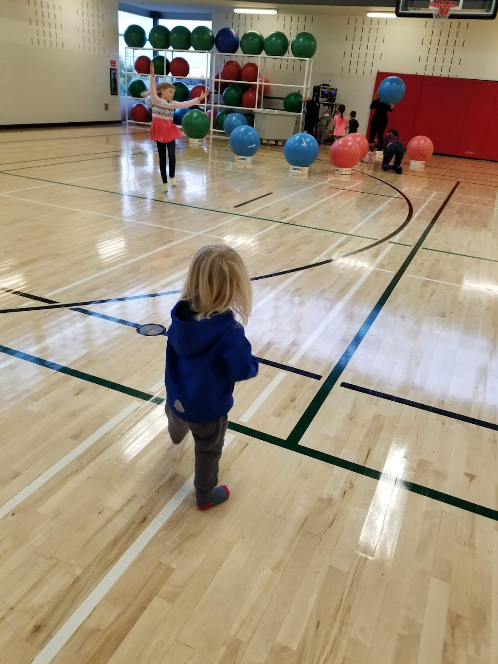Niagara West YMCA | 325 Main St E, Grimsby, ON L3M 1R2, Canada | Phone: (905) 309-9622