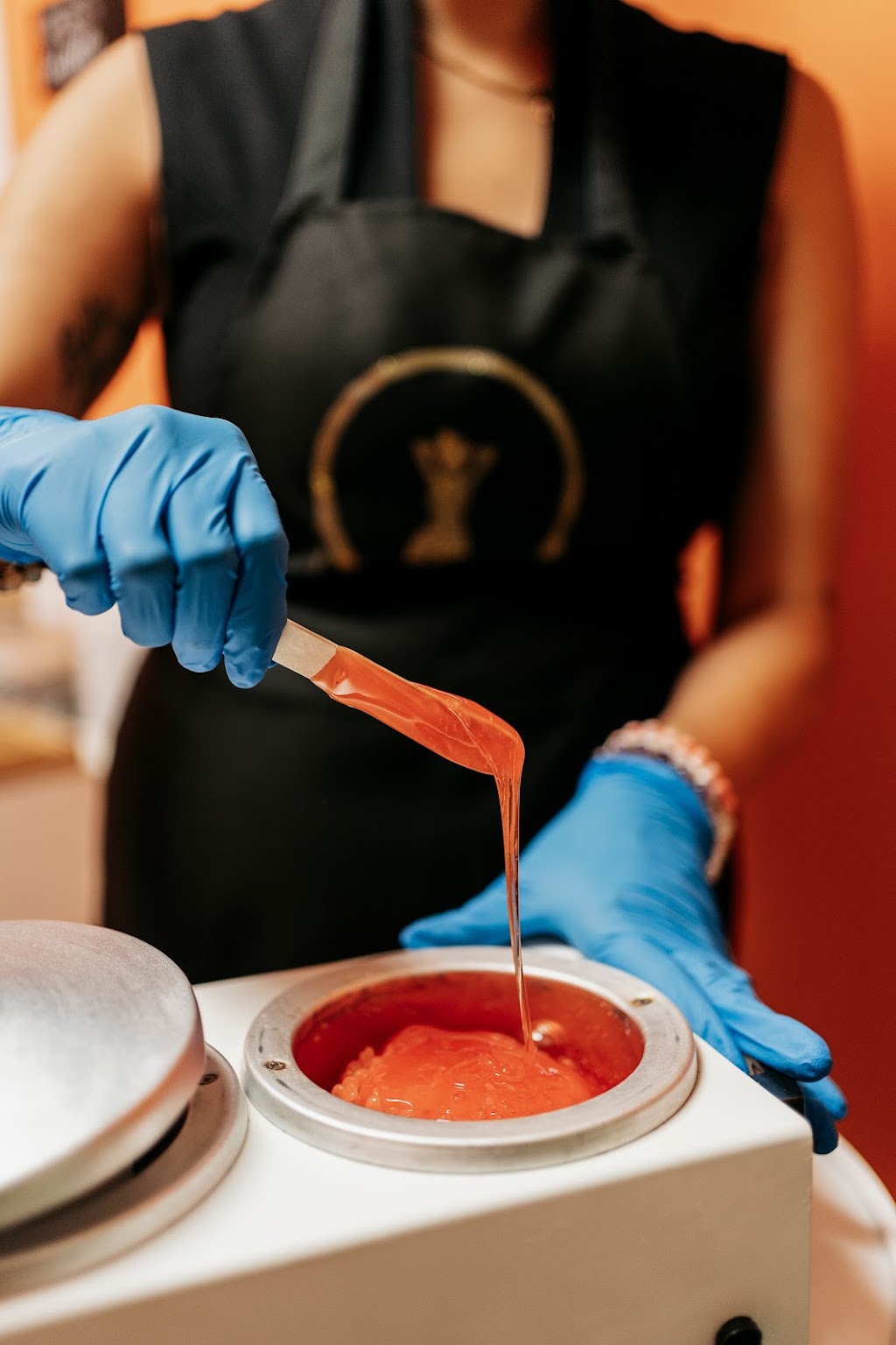 Tropix Gal Wax Studio - Huntclub | 224 Hunt Club Rd #5, Ottawa, ON K1V 1C1, Canada | Phone: (613) 400-2138