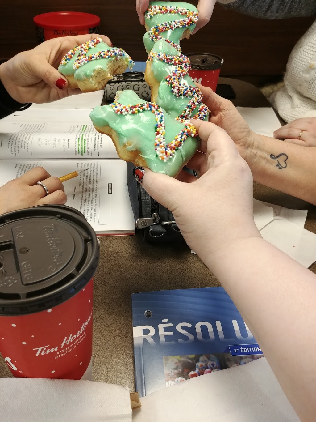 Tim Hortons | 9900 Rue Sherbrooke E, Montréal-Est, QC H1B 1B3, Canada | Phone: (514) 645-6213