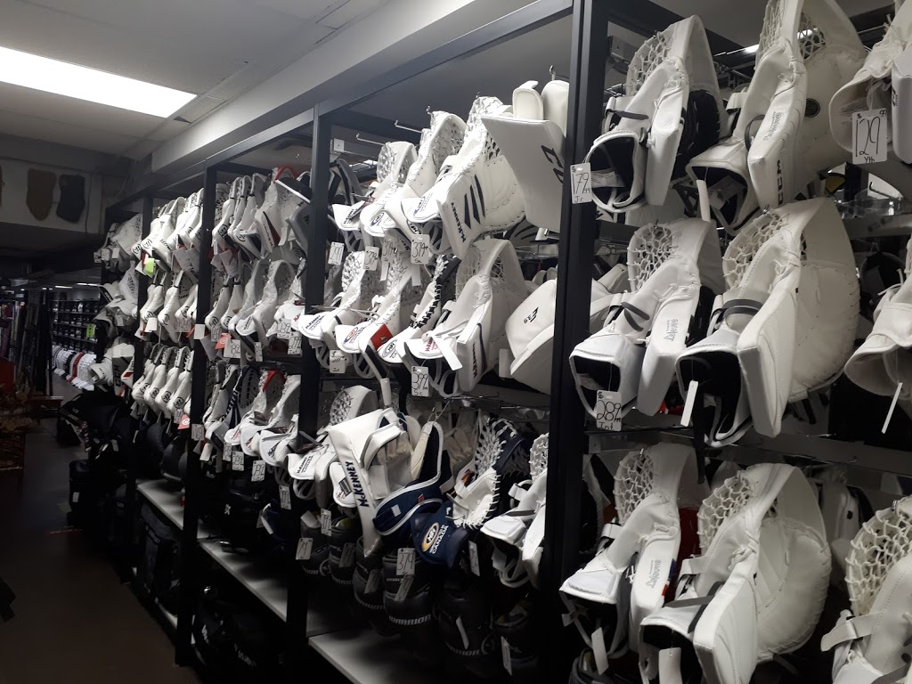 Crows Sports | 253 Bloor St E, Oshawa, ON L1H 3M3, Canada | Phone: (905) 436-0855