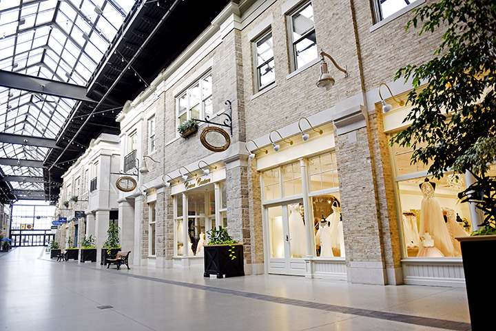 Crème Couture | INSIDE The Old Quebec Street Shoppes 55 Wyndham Street North Unit T9/T10, Guelph, ON N1H 7T8, Canada | Phone: (519) 763-2011