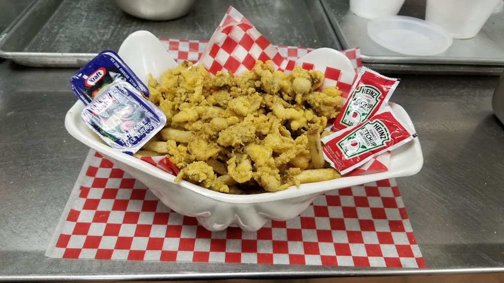 McPuffins Atlantic Seafood Restaurant | 152 Main St, Joggins, NS B0L 1A0, Canada | Phone: (902) 732-2220