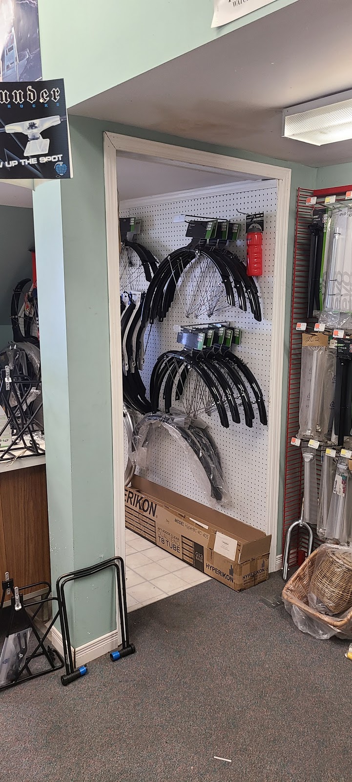 Steves Place Bicycles & Repair | 181 Niagara Blvd, Fort Erie, ON L2A 3G7, Canada | Phone: (905) 871-7517