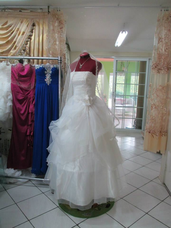 Couture Club | 1726 Rue Saint-Georges, LeMoyne, QC J4P 3J2, Canada | Phone: (450) 812-7107