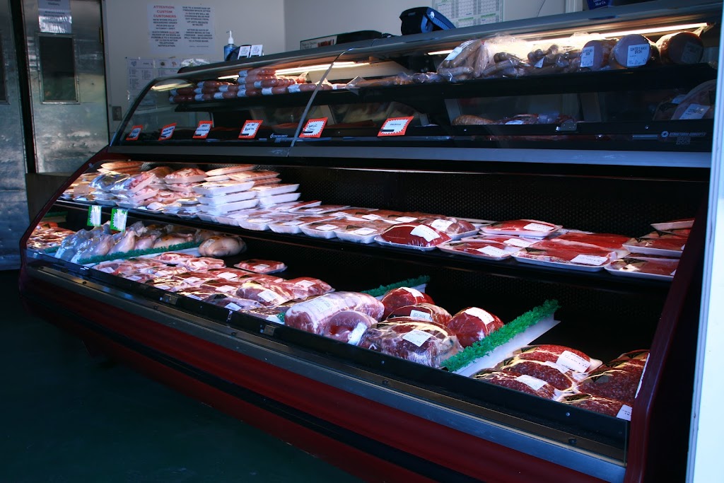 Gunter Brothers Meat Co Ltd | 6200 Ledingham Rd, Courtenay, BC V9J 1M5, Canada | Phone: (250) 334-2960