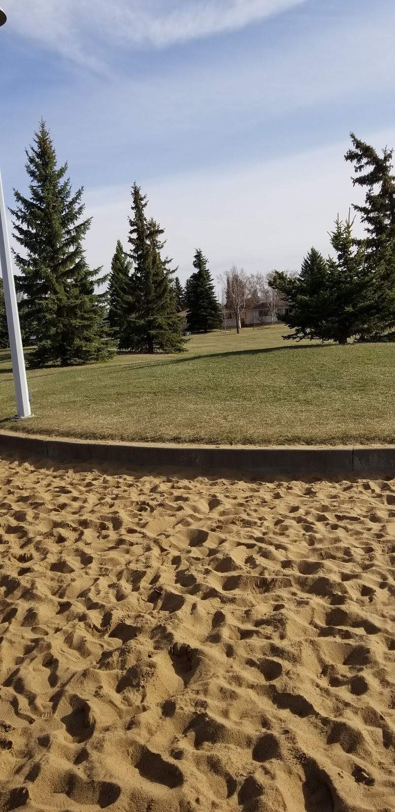 Meyonohk Park | 1840 Lakewood Road South, Edmonton, AB T6K 3Y5, Canada | Phone: (780) 442-5311