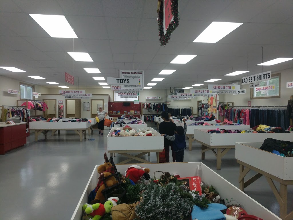 Guy’s Frenchys | 6931 Nova Scotia Trunk 1, Coldbrook, NS B4R 1B6, Canada | Phone: (902) 679-0452