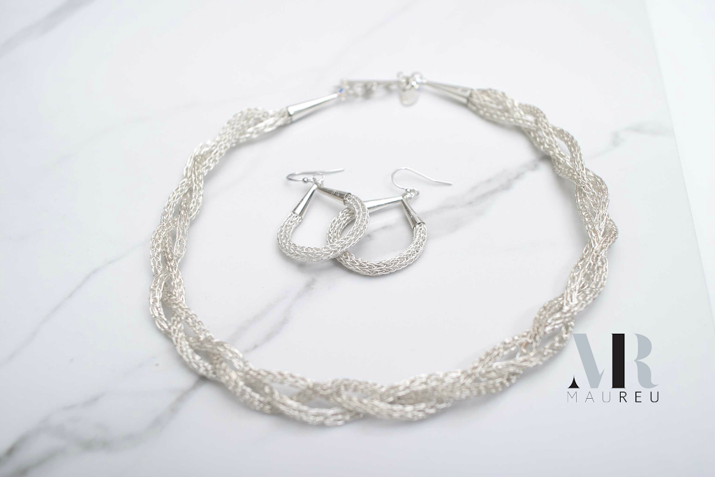 MauReu Designs | 45-502 Rempel Manor, Saskatoon, SK S7T 0L7, Canada