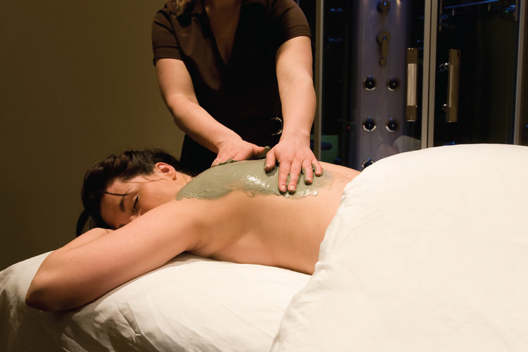 Verde Day Spa Inc | 170 Kananaskis Way, Canmore, AB T1W 0A8, Canada | Phone: (403) 678-0306