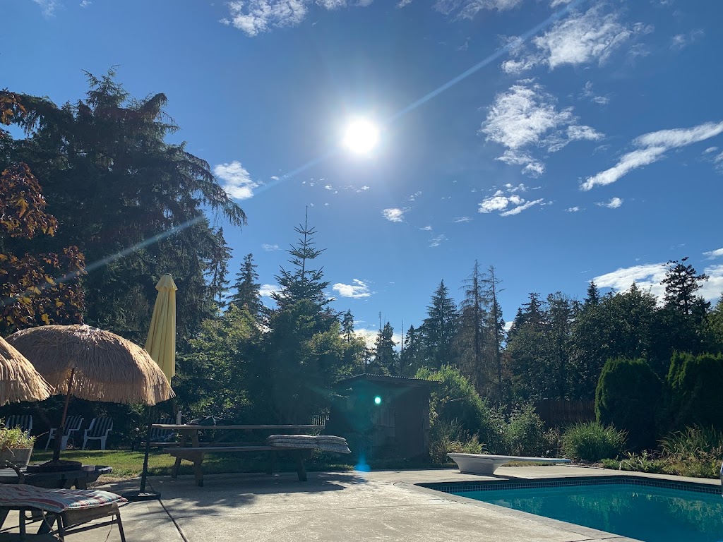 Strathcona Street Bed & Breakfast | 6000 Strathcona St, Port Alberni, BC V9Y 8S4, Canada | Phone: (250) 724-0769