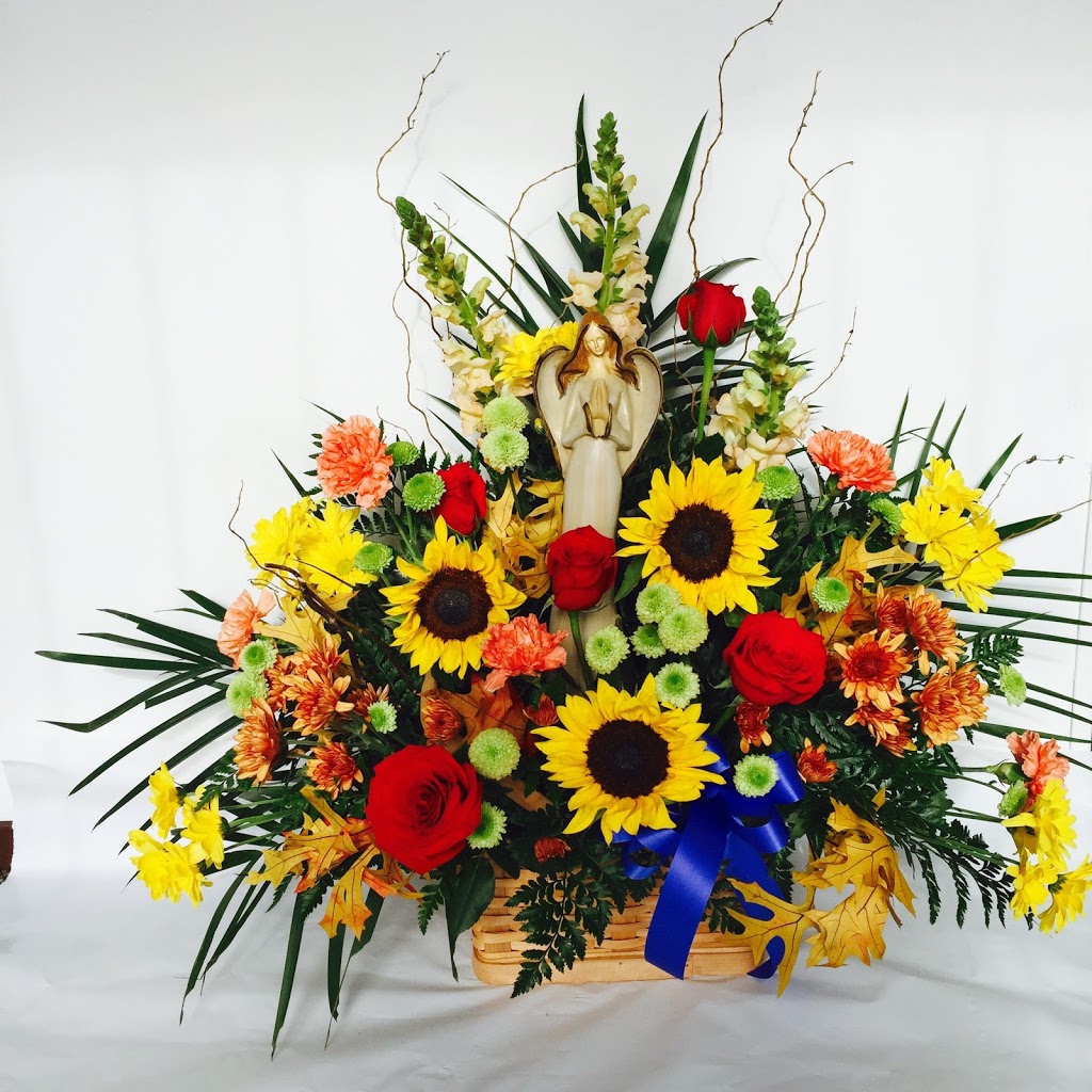 Designer Bouquets Flower & Gift Studio | 3512 Errington Ave, Chelmsford, ON P0M 1L0, Canada | Phone: (705) 855-9023