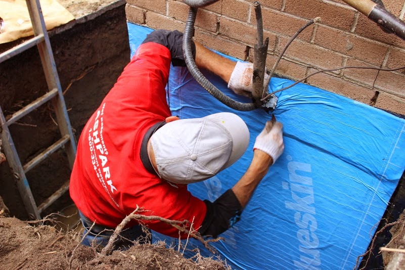 Ashpark Basement Waterproofing Contractors | 853 Simcoe St S, Oshawa, ON L1H 4K8, Canada | Phone: (800) 334-6290