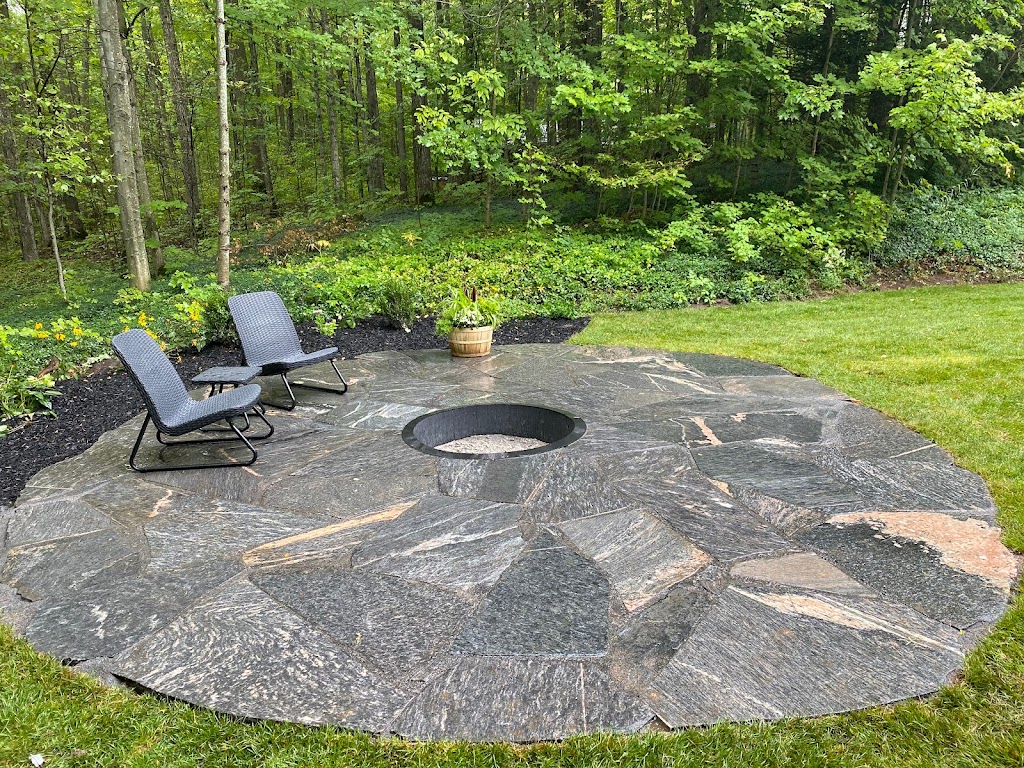 PT Landscaping Inc. | 3153 20th Sideroad, Innisfil, ON L9S 4J4, Canada | Phone: (705) 325-8321