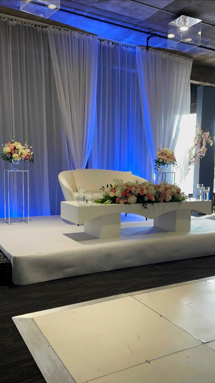 La Diva Events Location & Décoration pour vos évènement | 815 Boul Provencher, Brossard, QC J4W 1Y5, Canada | Phone: (514) 561-0060