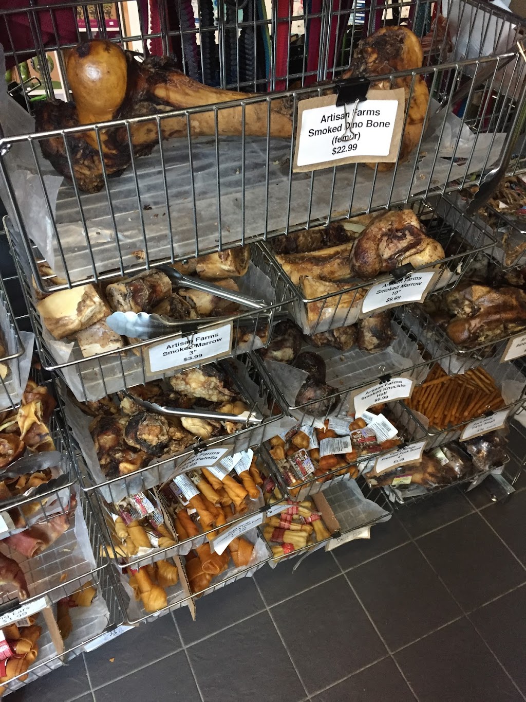Cricket & Company | 21 Murray St, Ottawa, ON K1N 9M5, Canada | Phone: (613) 562-1919