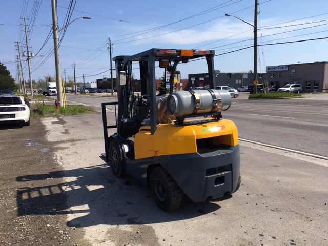 ???? Mister Mechanic Lift Truck Services. | 955 Winston Churchill Blvd, Mississauga, ON L5J 4P2, Canada | Phone: (905) 275-8072
