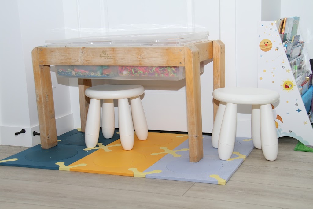 Embrace Montessori | 140 Cor Mdws Gdns NE, Calgary, AB T3N 2C4, Canada | Phone: (587) 917-2694