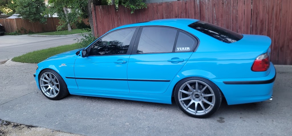 In & out Window Tinting and Wraps | 1069 Roch St, Winnipeg, MB R2K 2R2, Canada | Phone: (431) 336-0532