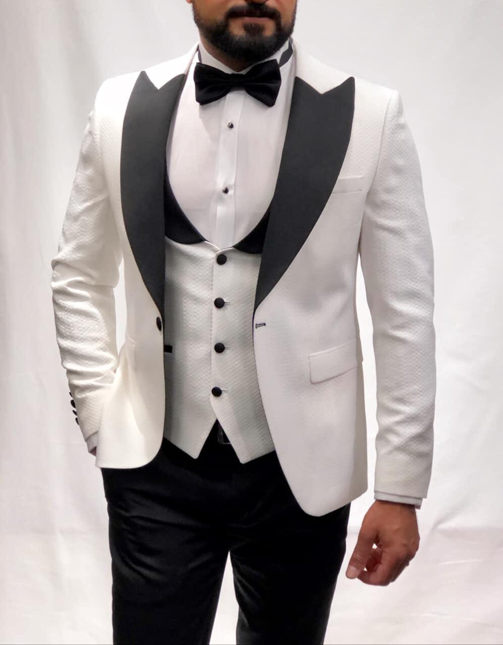 Junaid The Tailor | 4843 Half Moon Grove, Mississauga, ON L5M 7P7, Canada | Phone: (647) 802-3015