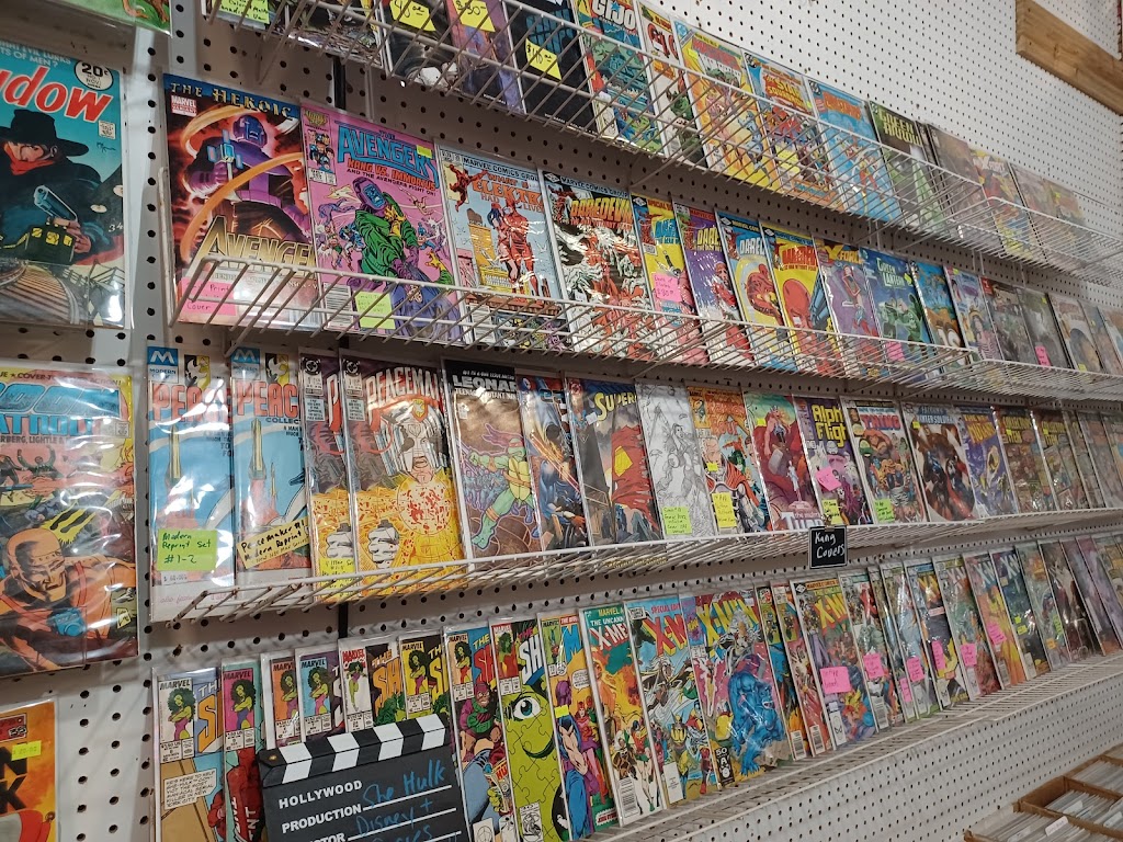 The Cats Grafix Comics | 2207 Industrial Park Rd booth, 250 400 Market, Innisfil, ON L9S 3V9, Canada | Phone: (705) 207-6098
