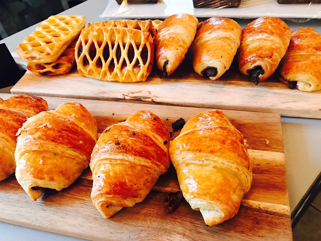 Craft Food House | 201 Division St, Cobourg, ON K9A 3P6, Canada | Phone: (905) 377-9917