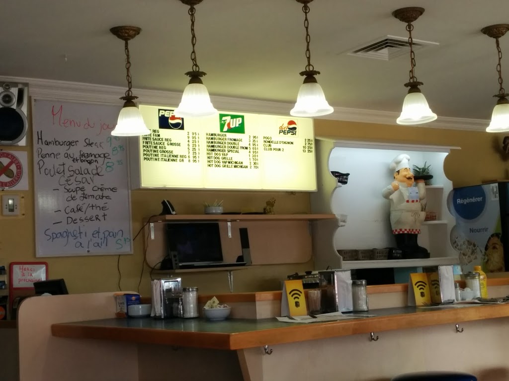 Restaurant A LHeure Des Poules | 219 Rue Notre-Dame, Repentigny, QC J6A 2R4, Canada | Phone: (579) 635-1735