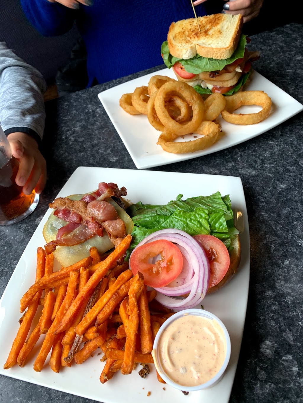 Dornoch Tap and Grill | 4203 Simcoe County Rd 124, Nottawa, ON L0M 1P0, Canada | Phone: (705) 445-5050