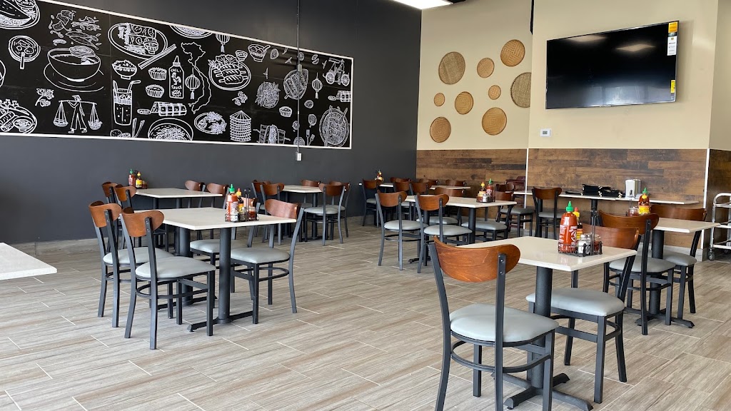 Pho 4 U | 99 Belmont Dr Unit 16, London, ON N6J 2N7, Canada | Phone: (519) 601-0746