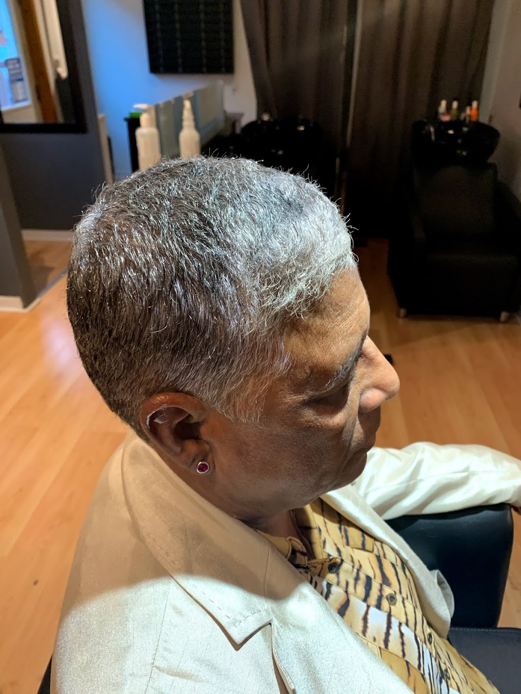 Karine coiffure | 224 Rue Sainte-Marie, La Prairie, QC J5R 1G2, Canada | Phone: (514) 804-4352