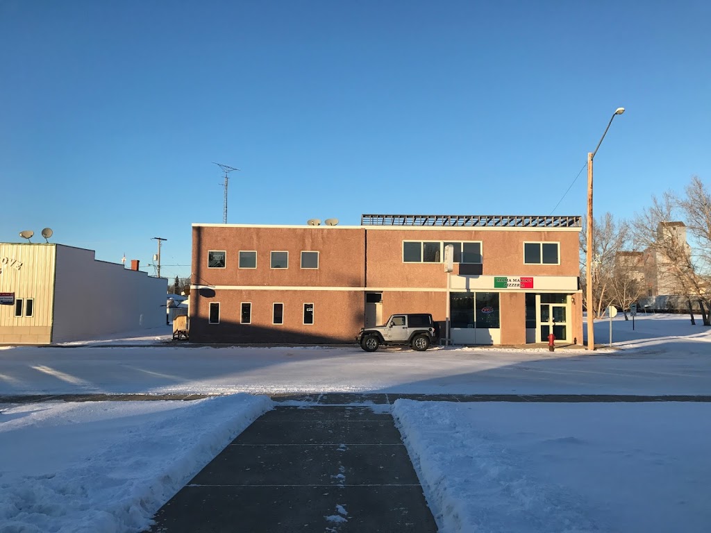 Uncle Barleys Vietnamese Restaurant | 100 1 St S, Wakaw, SK S0K 4P0, Canada | Phone: (306) 233-3110