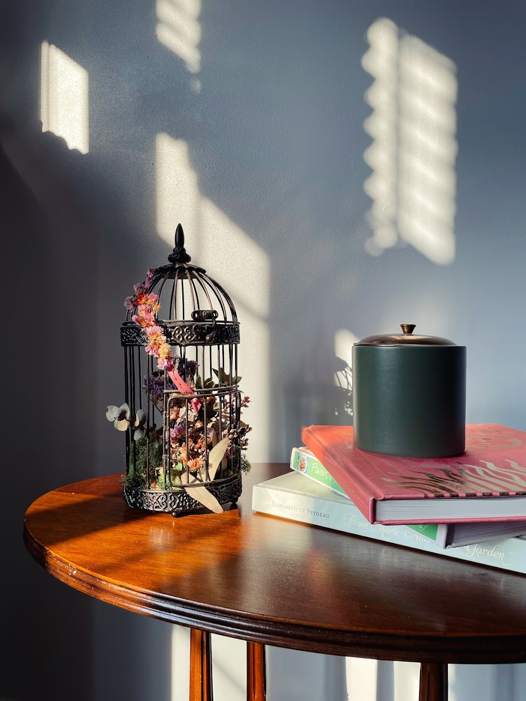 Atelier Bloom | 826 Munich Cir, Waterloo, ON N2V 2N5, Canada | Phone: (226) 868-6705