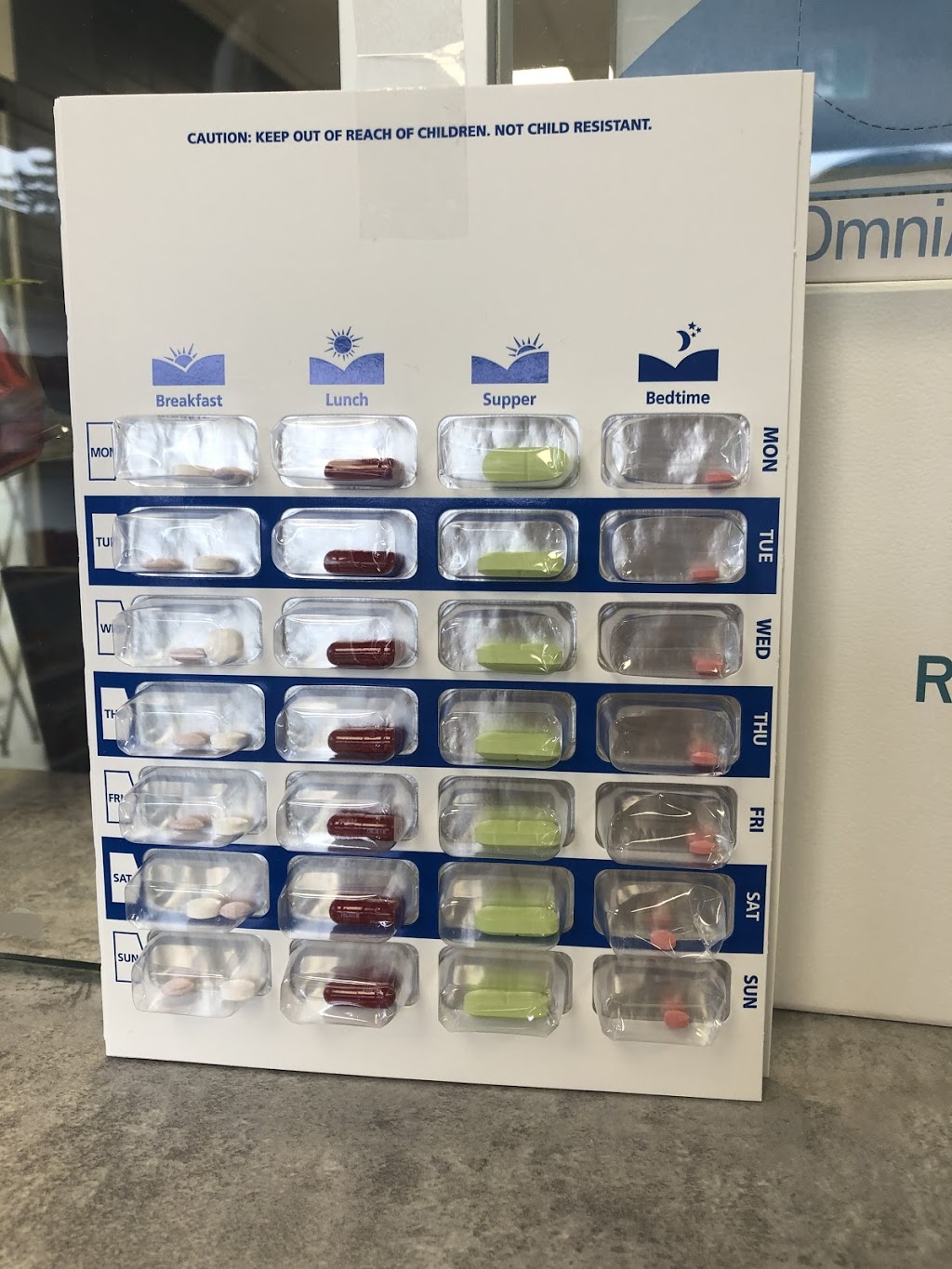 Apoteka Pharmacy | 7487 Edmonds St, Burnaby, BC V3N 1B3, Canada | Phone: (604) 526-7778