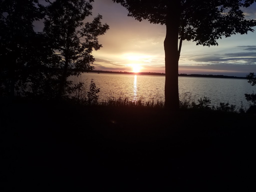 Inn At the Isles | 2925 W Shore Rd, Isle La Motte, VT 05463, USA | Phone: (802) 928-3151