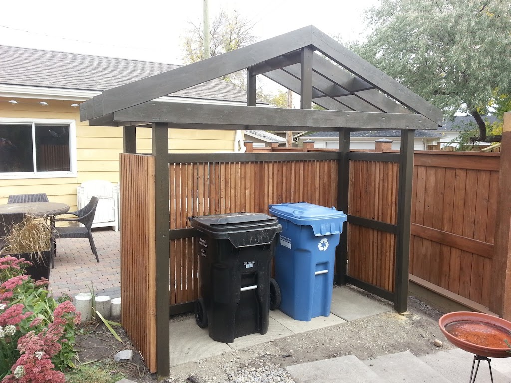 Stronghold Decks & Fences | 60 Seton, Autumn Grove SE, Calgary, AB T3M 2Y6, Canada | Phone: (403) 990-9841