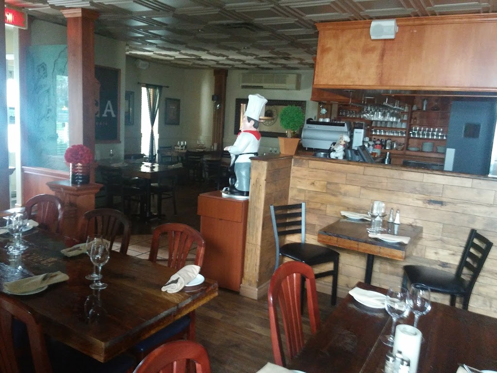 Villa Lucca | 482 Boulevard Adolphe-Chapleau, Bois-des-Filion, QC J6Z 1J8, Canada | Phone: (450) 951-5661