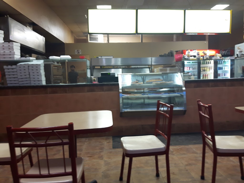 City Pizza & Wings | 581 Main St E, Hamilton, ON L8M 1H9, Canada | Phone: (905) 528-1111