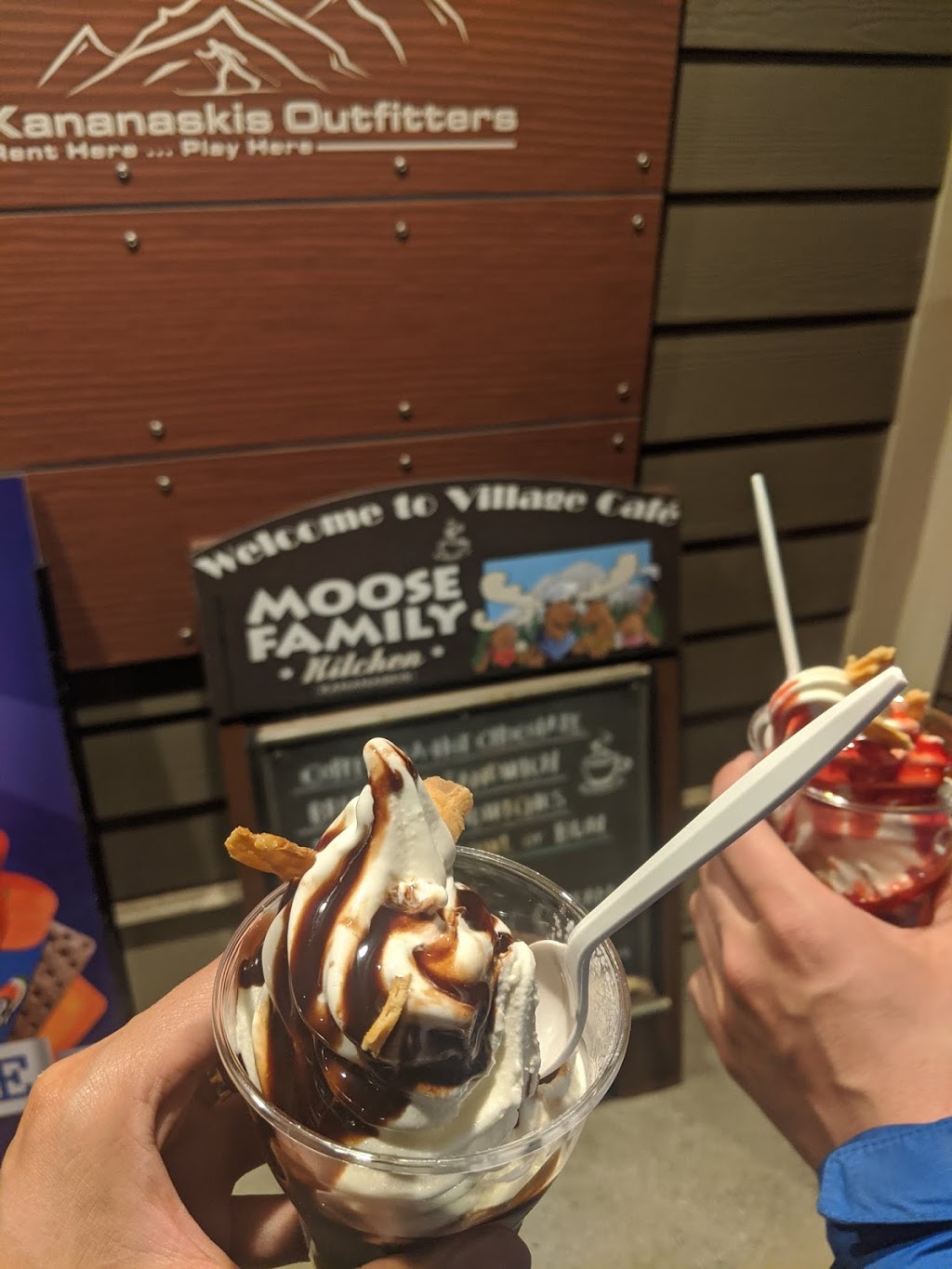 Moose Family Kitchen | 1 Mt Sparrowhawk Crescent, Kananaskis, AB T0L 2H0, Canada | Phone: (403) 591-7979
