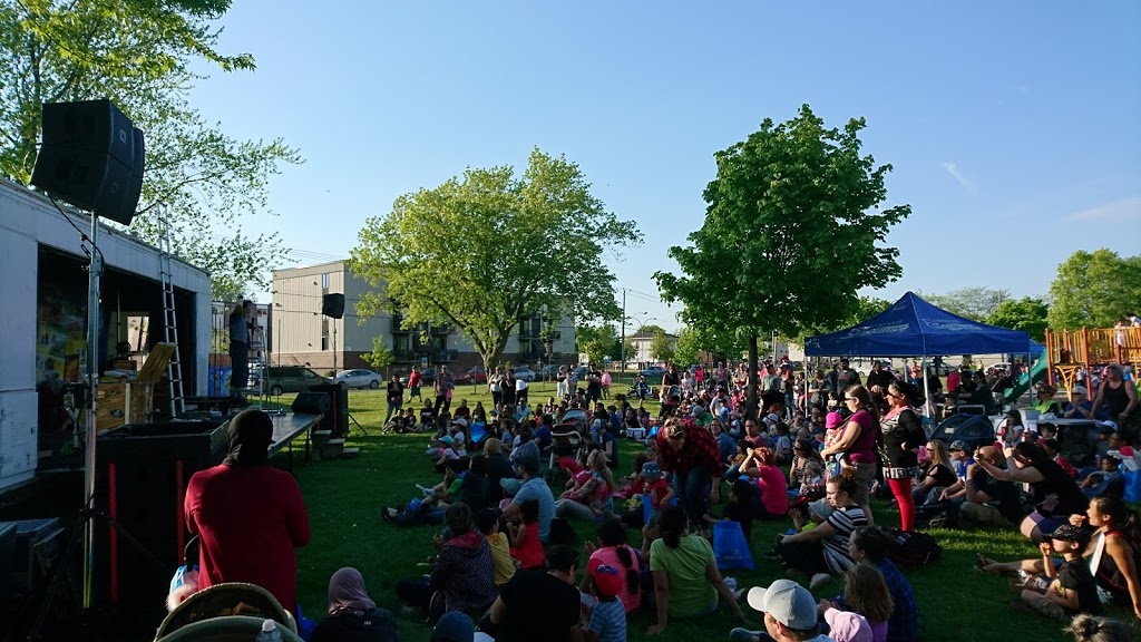 Parc Immaculée-Conception | 3675 Rue Rocheleau, Saint-Hubert, QC J3Y 6C6, Canada | Phone: (450) 463-7311