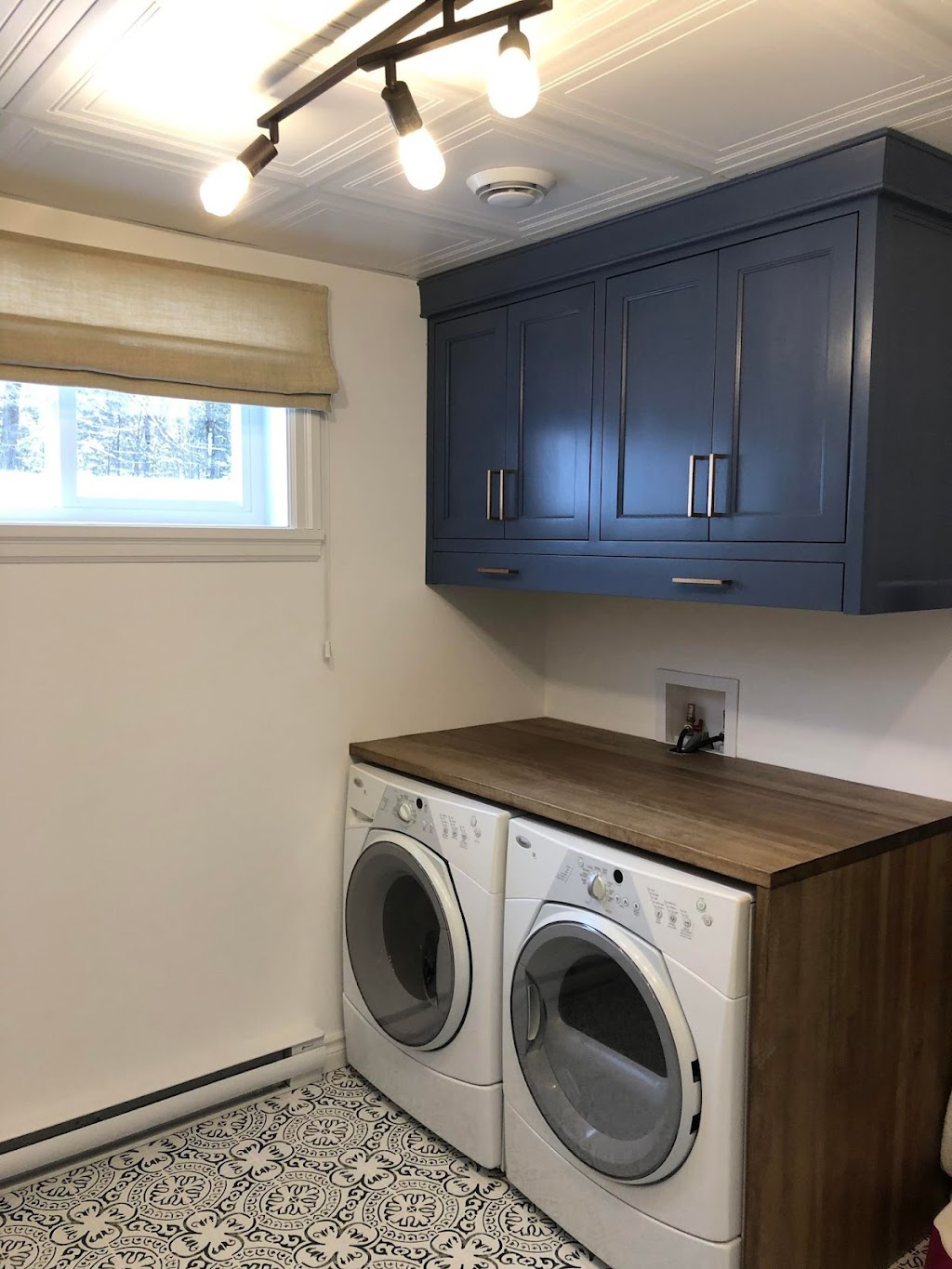 Antiquité Design | 16 Rue Poirier, Saint-Rosaire, QC G0Z 1K0, Canada | Phone: (819) 690-4457