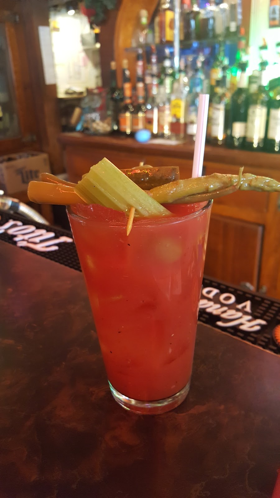 Johnnie Legas Restaurant & Tavern | 9724 Pearl Beach Blvd, Algonac, MI 48001, USA | Phone: (810) 794-5525