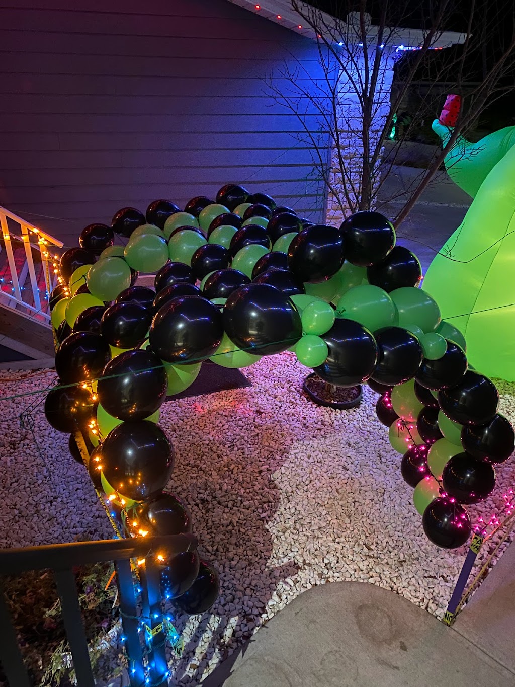 Daisy Dream Decorations | 49 Legacy Ct SE, Calgary, AB T2X 2E6, Canada | Phone: (778) 953-5354