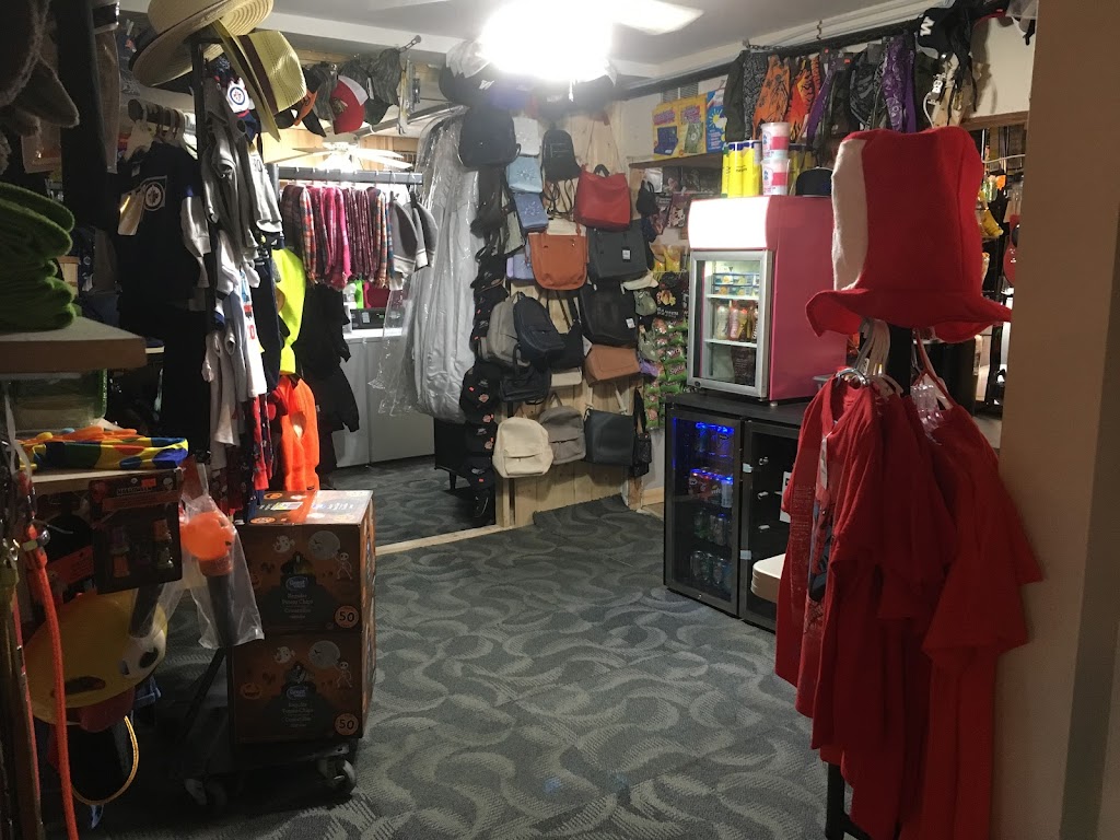 Winnipeg Beach General Store and Laundromat | Box 190, 41 Stitt St, Winnipeg Beach, MB R0C 3G0, Canada | Phone: (204) 651-1066