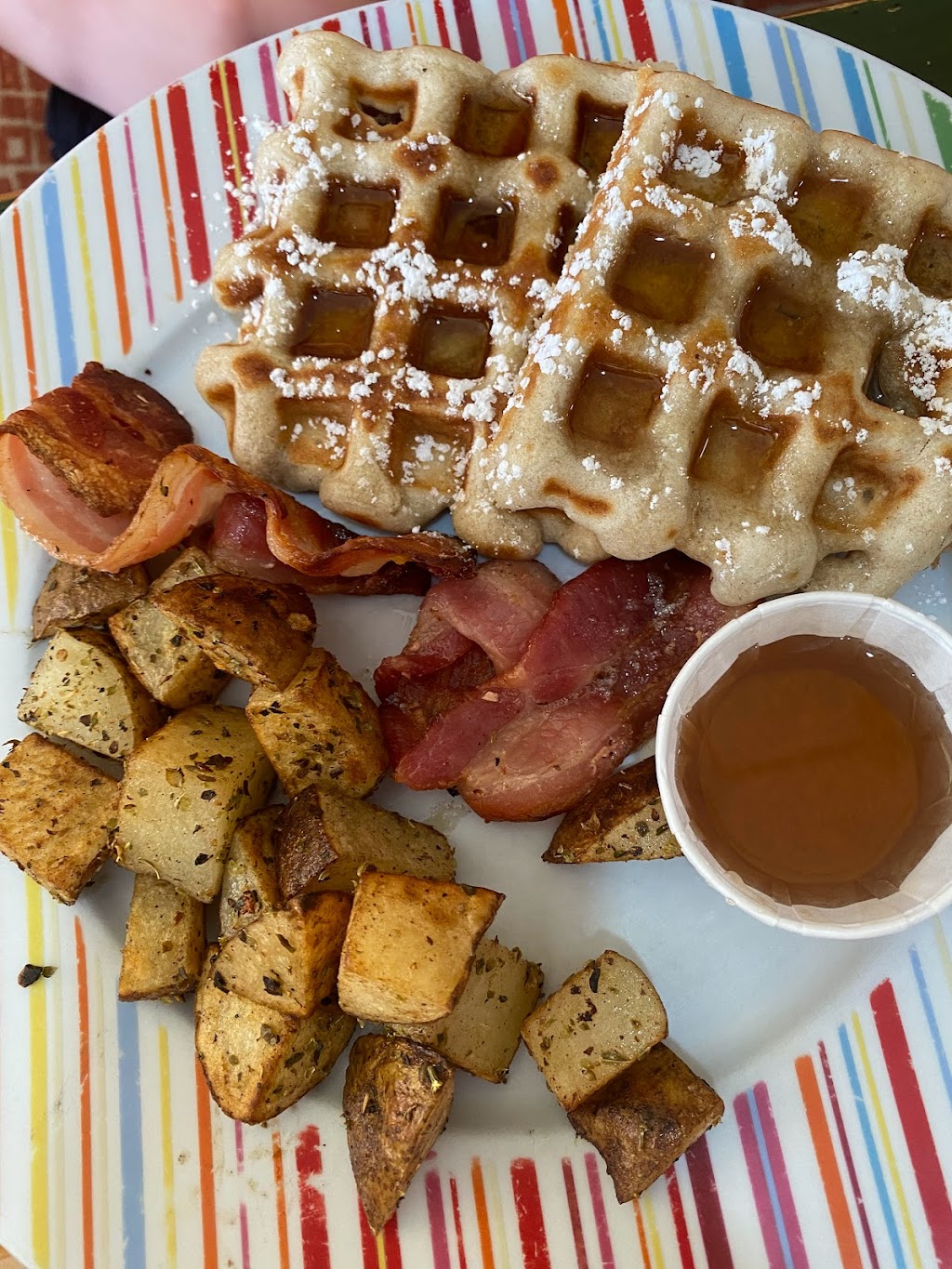 Stones Throw Cafe | 13019 20 Ave, Blairmore, AB T0K 0E0, Canada | Phone: (403) 562-2230