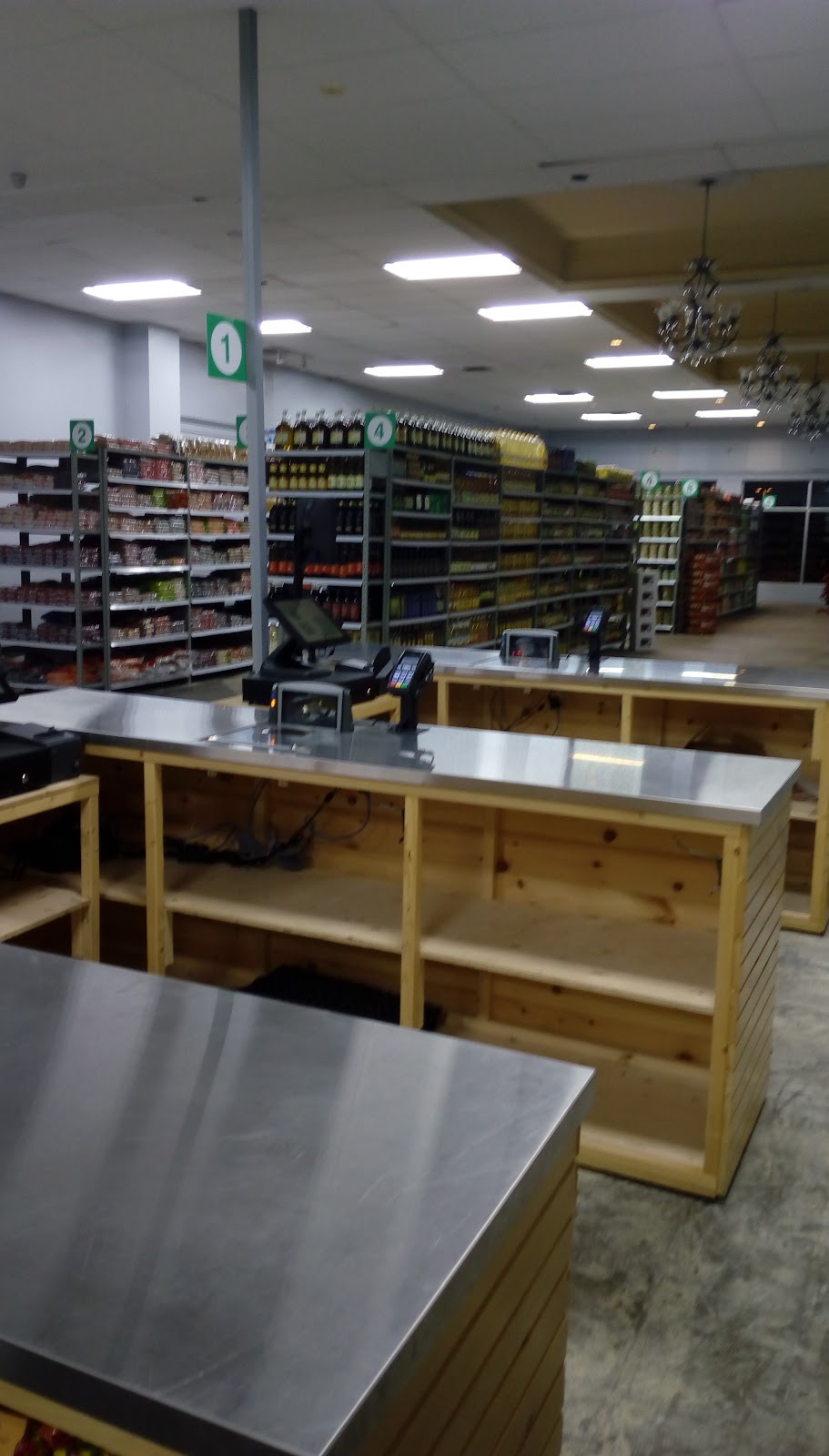 Marché ZAD | 29 Boulevard Curé-Labelle, Sainte-Rose, QC H7L 2Y8, Canada | Phone: (450) 254-6183