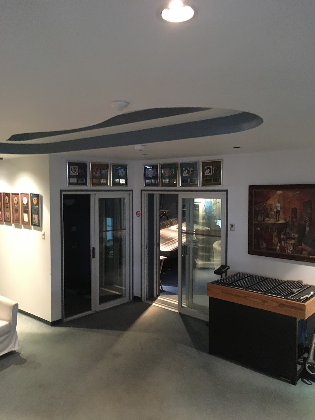 Studio 451 | 451 Rue de lÉglise, Verdun, QC H4G 2M6, Canada | Phone: (514) 766-4510