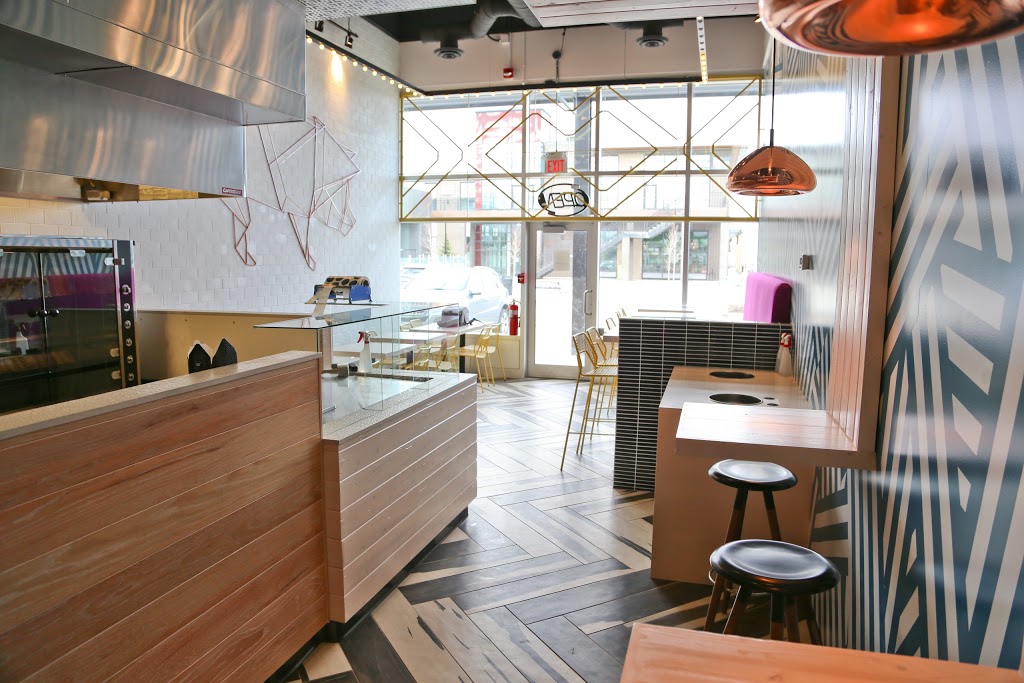 Paros Real Greek | 8650 112 Ave NW, Calgary, AB T3R 0R5, Canada | Phone: (403) 547-7040