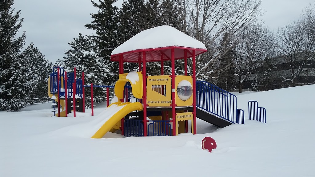 Tanglewood Park | 30 Woodfield Dr, Nepean, ON K2G 3Y5, Canada