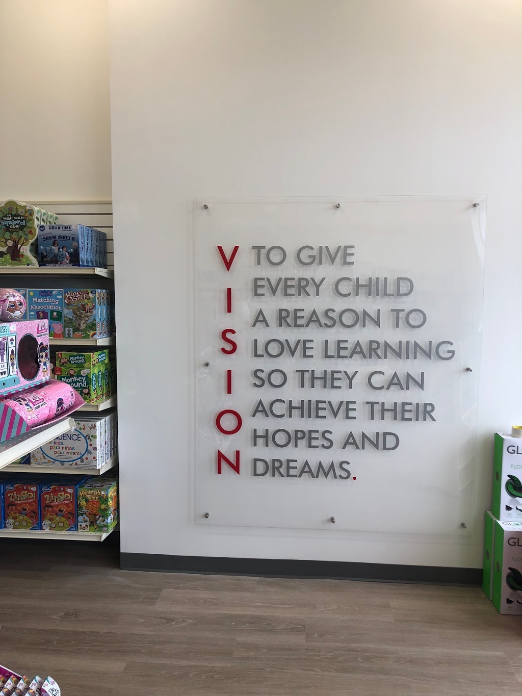 Scholars Choice Retail Store | 100 Trainyards Drive unit #30C, Ottawa, ON K1G 3S2, Canada | Phone: (613) 729-5665