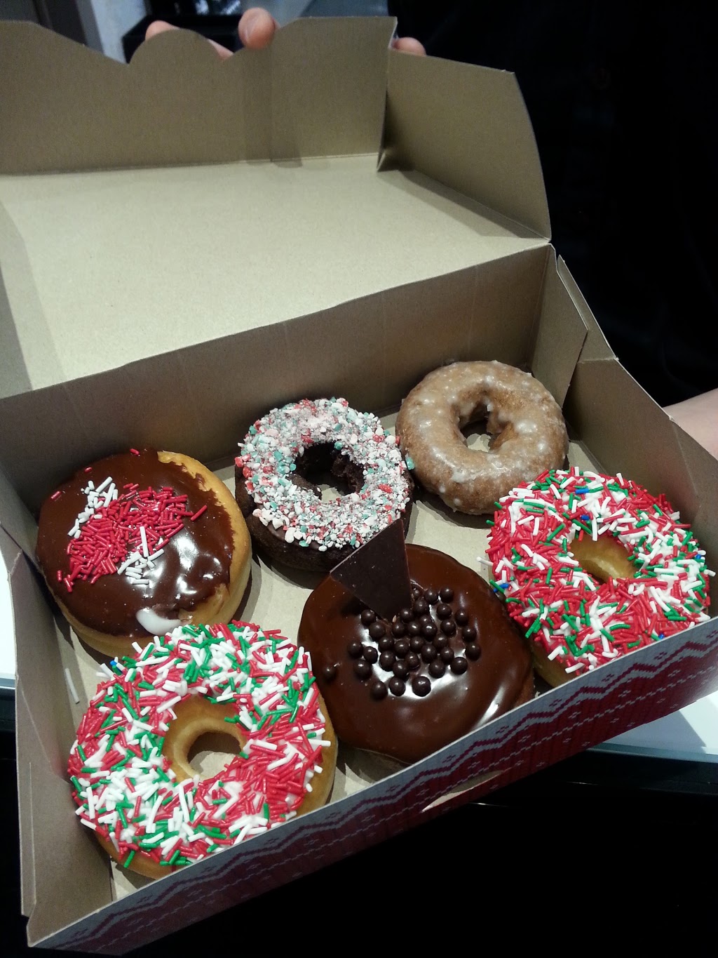 Tim Hortons | 799 Dundas St E, Mississauga, ON L4Y 2B7, Canada | Phone: (905) 566-4982